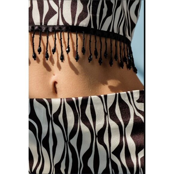 #0727 Papermoon NWT Loretta Printed Satin Crop Top & Mini Skirt Set Sizes S-L - Picture 4 of 5